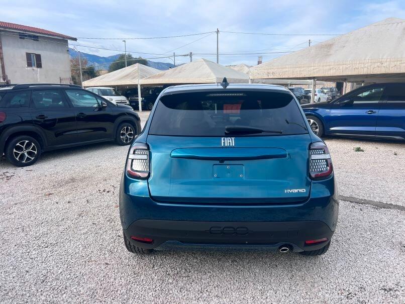 Fiat 600 Hybrid 110 CV DCT MHEV La Prima