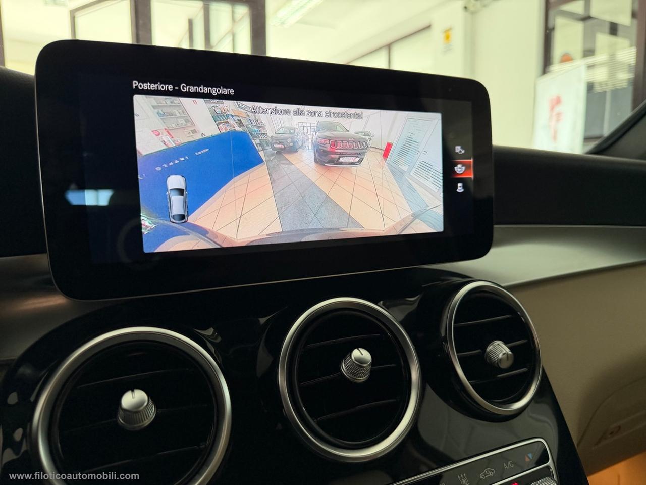 MERCEDES-BENZ GLC 300 de 4M Plug-in hyb. Coupé Sport PELLE - FARI LED FULL!!