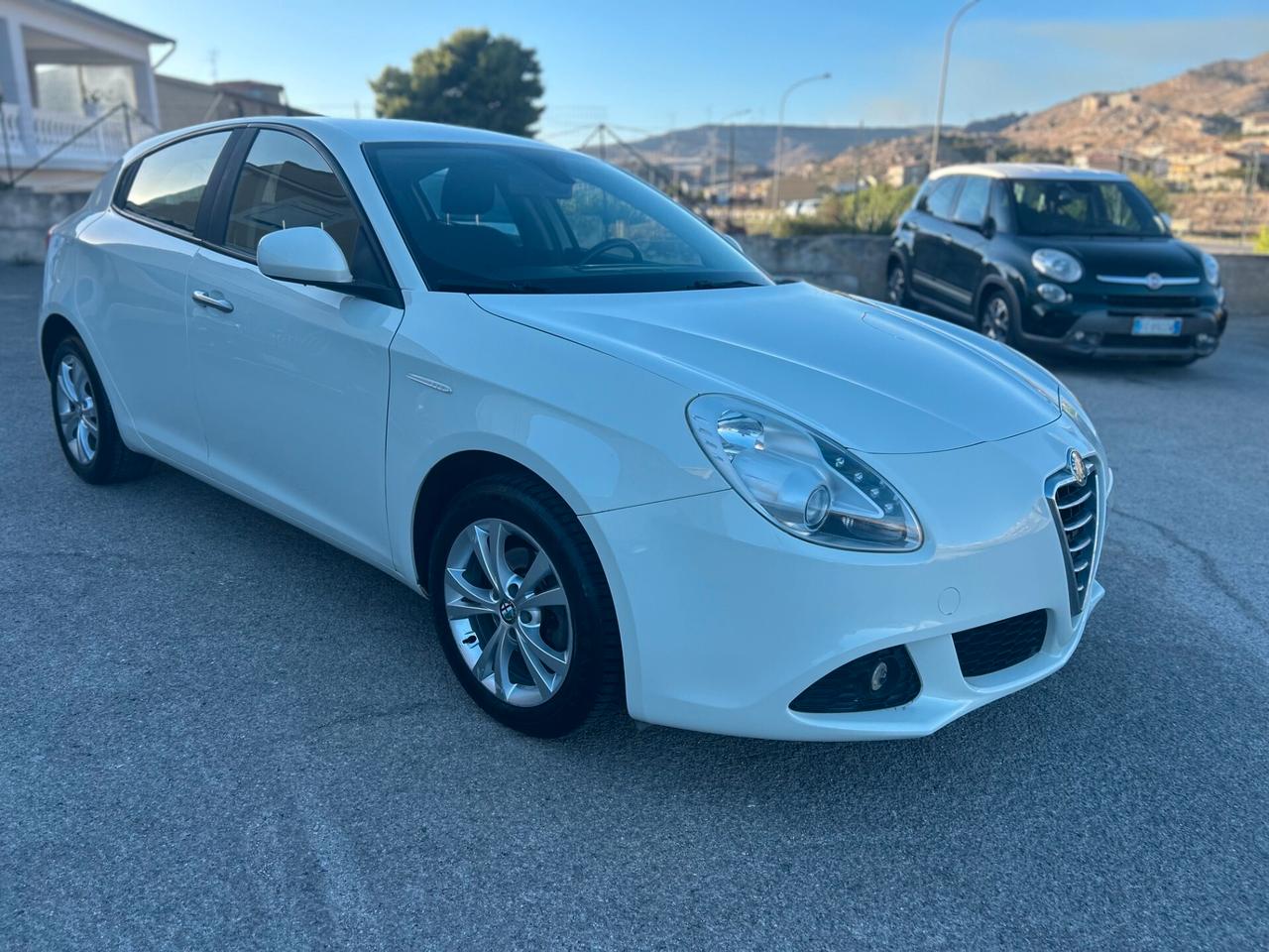 Alfa Romeo Giulietta 1.6 JTDm-2 105 CV Distinctive