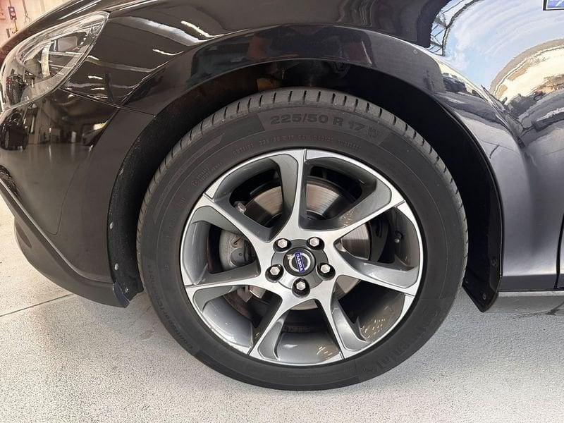 Volvo V40 II 2012 Cross Country Dies Cross Country 1.6 d2 Summum s/b-xeno