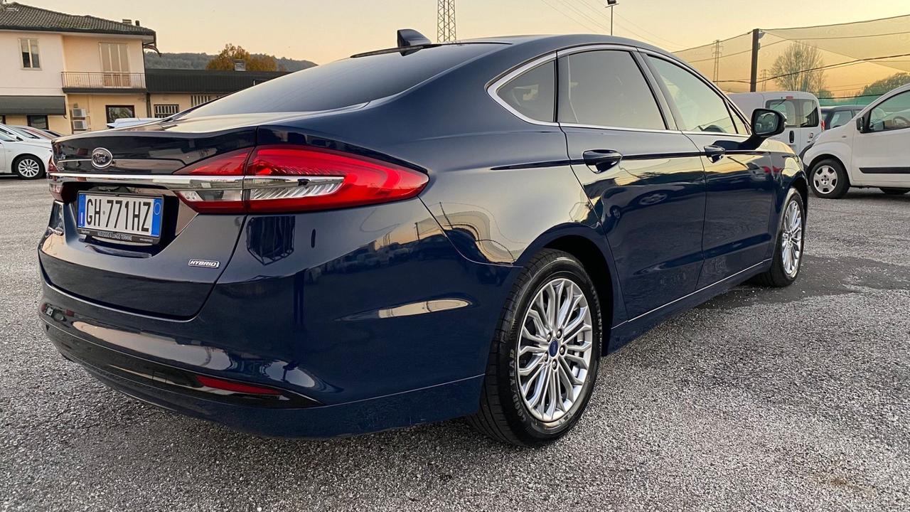 Ford Mondeo Full Hybrid 2.0 187 CV eCVT 4 porte Titanium Business