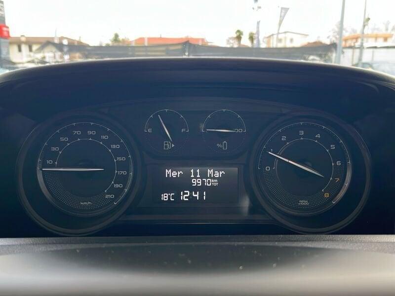 Lancia Ypsilon 1.0 FireFly 70cv Hybrid Silver