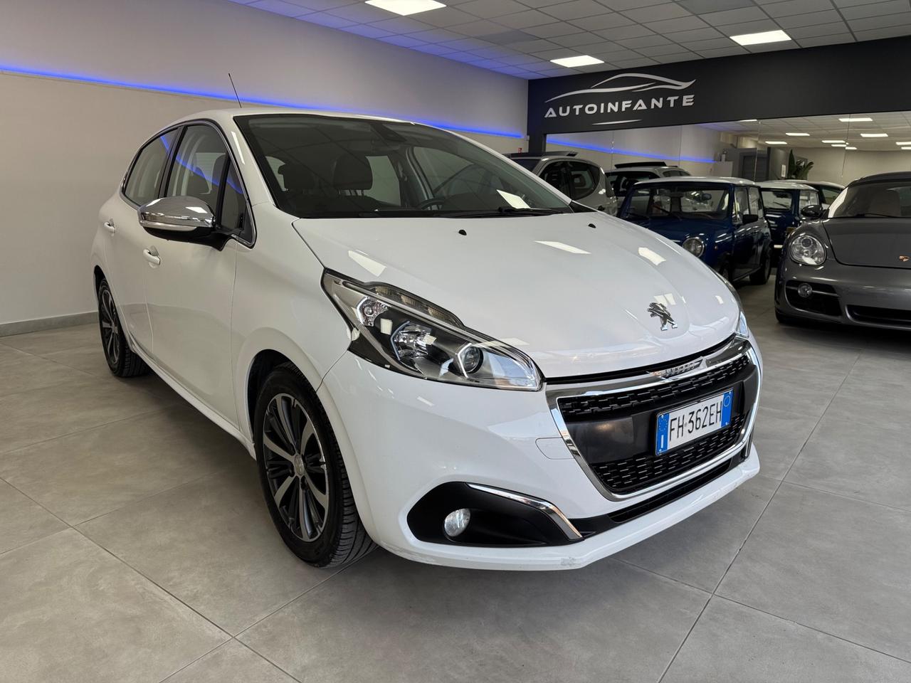 Peugeot 208 BlueHDi 75 5 porte Allure