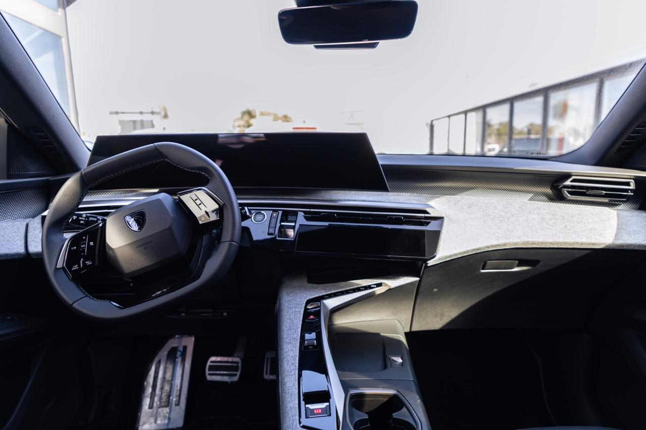 PEUGEOT 3008 Allure – Hybrid 136 CV e-DCS6 – KM0