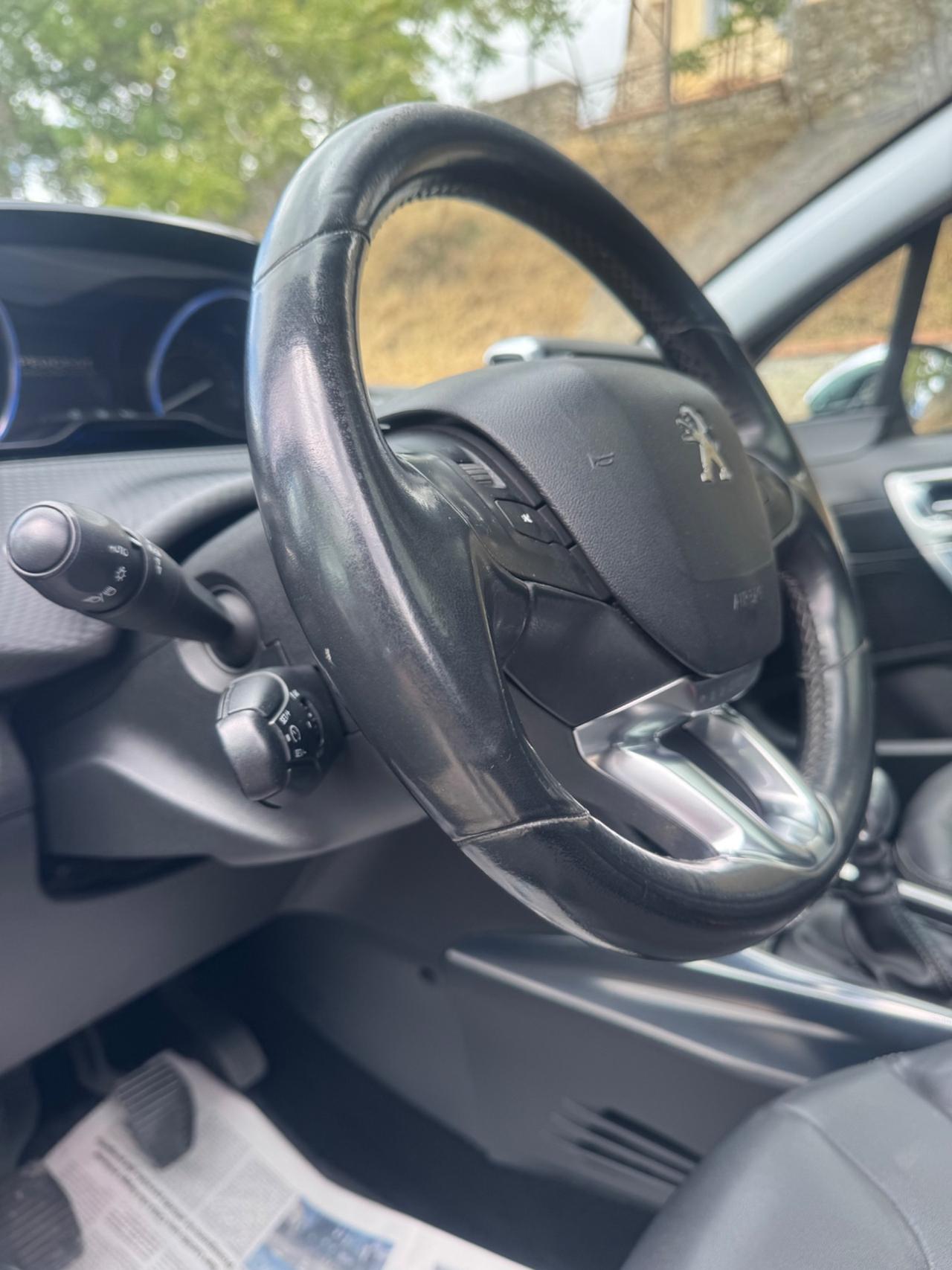 Peugeot 2008 1.6 e-HDi 115Cv *ALLURE* TETTO 2014