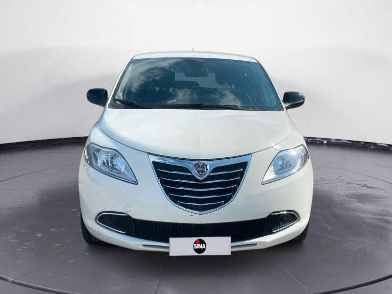 LANCIA Ypsilon 1.2 8v Silver 69cv