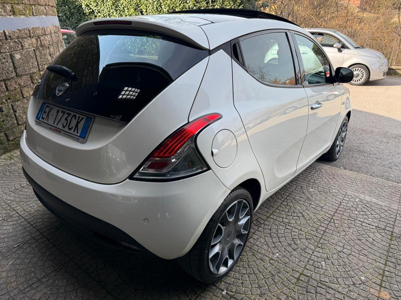 Lancia Ypsilon 1.3 MJT 16V 95 CV 5 porte S&S Platinum