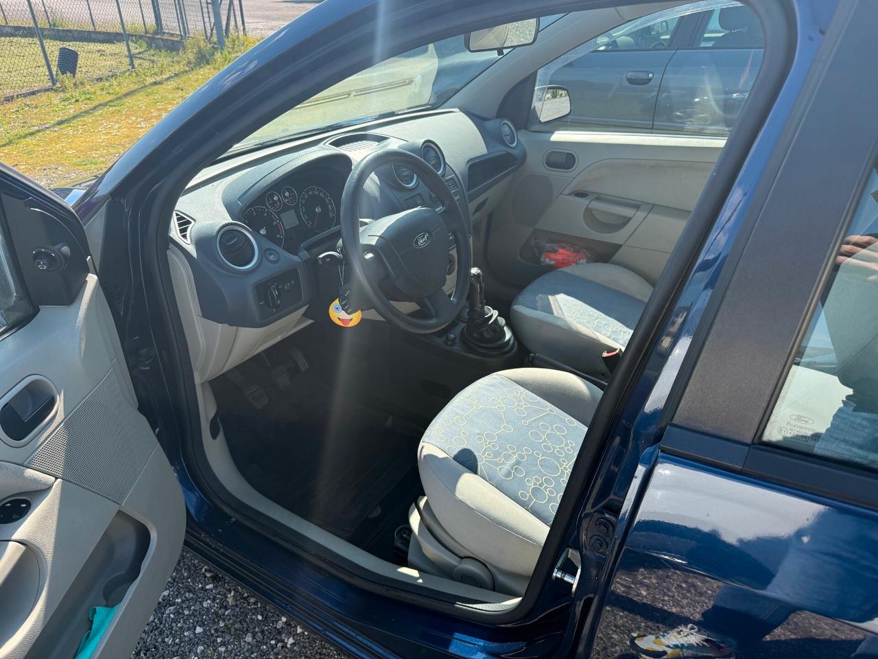 Ford Fiesta 1.4 TDCi 5 porte (Neopatentati)