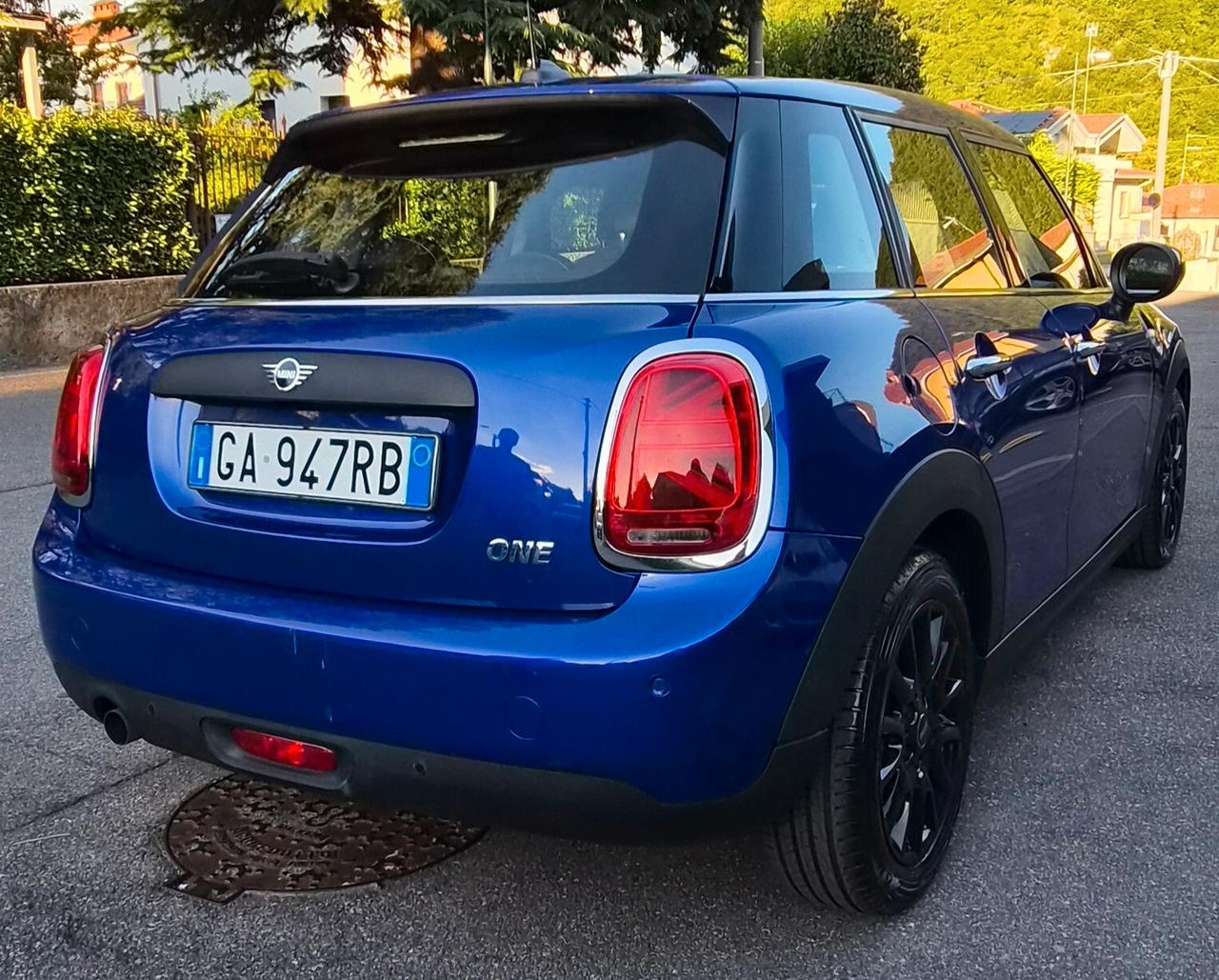 Mini 1.5 One Baker Street