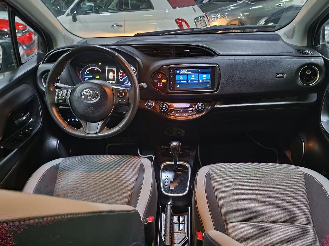 Toyota Yaris 1.5 Hybrid 5 porte Business