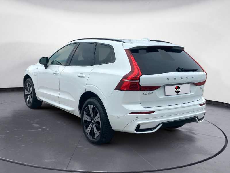 VOLVO XC60 2.0 t6 ReCha. Phev 6,4kW Plus Dark AwD AuTo