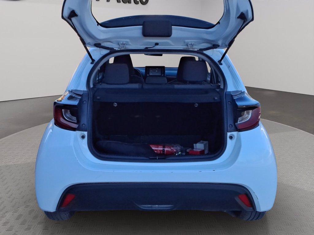 TOYOTA Yaris 1.0 active del 2023