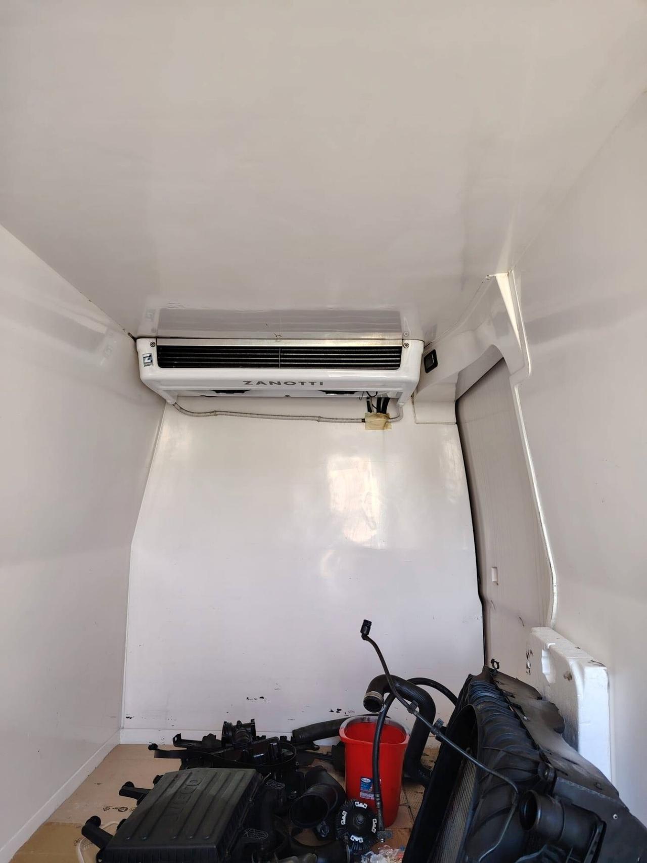 Iveco Frigo 2.3 35-140 anno 2017