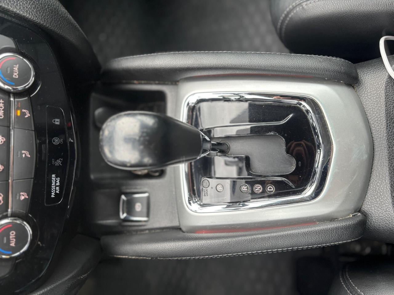 Nissan Qashqai 1.6 dCi 2WD Tekna AUTOM TETTO PELLE