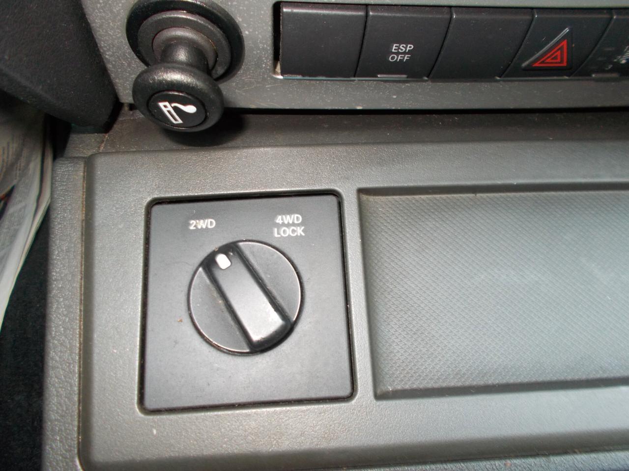 Dodge Nitro 2.8 CRD DPF SE 4WD