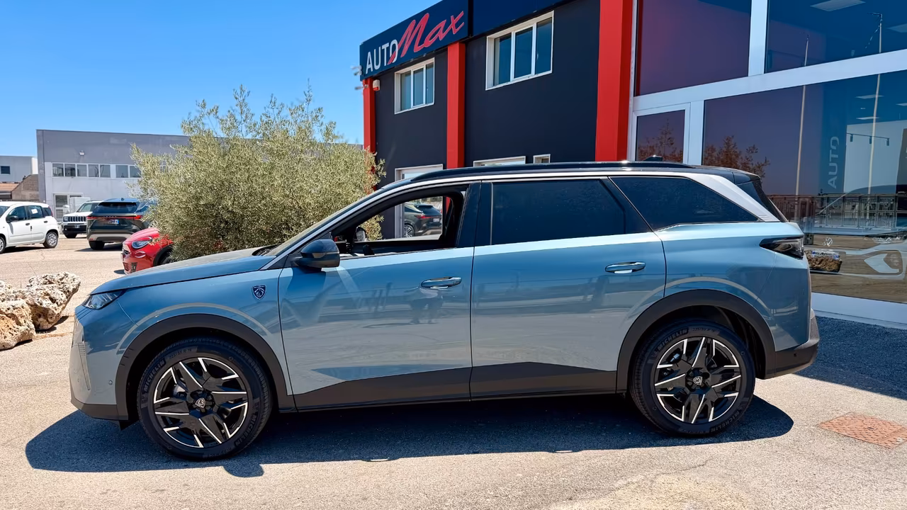 Peugeot 5008 Hybrid 145 e-DCS6 GT 7 Posti