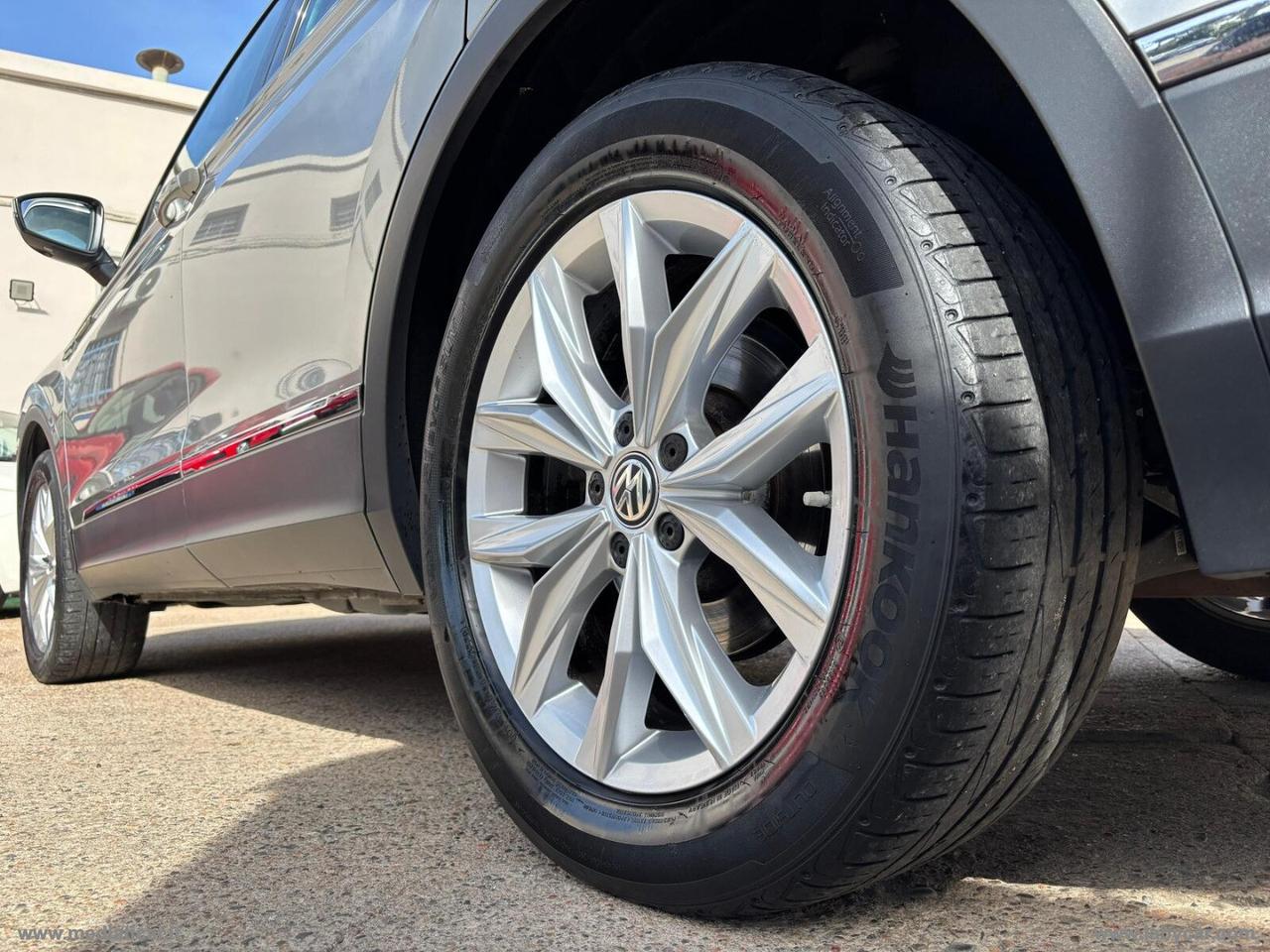 VOLKSWAGEN Tiguan 2.0 TDI DSG Executive BMT