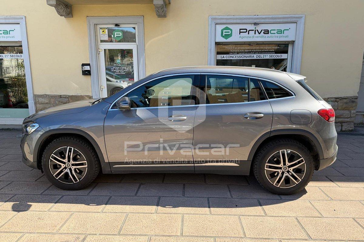 MERCEDES GLA 180 Automatic Sport