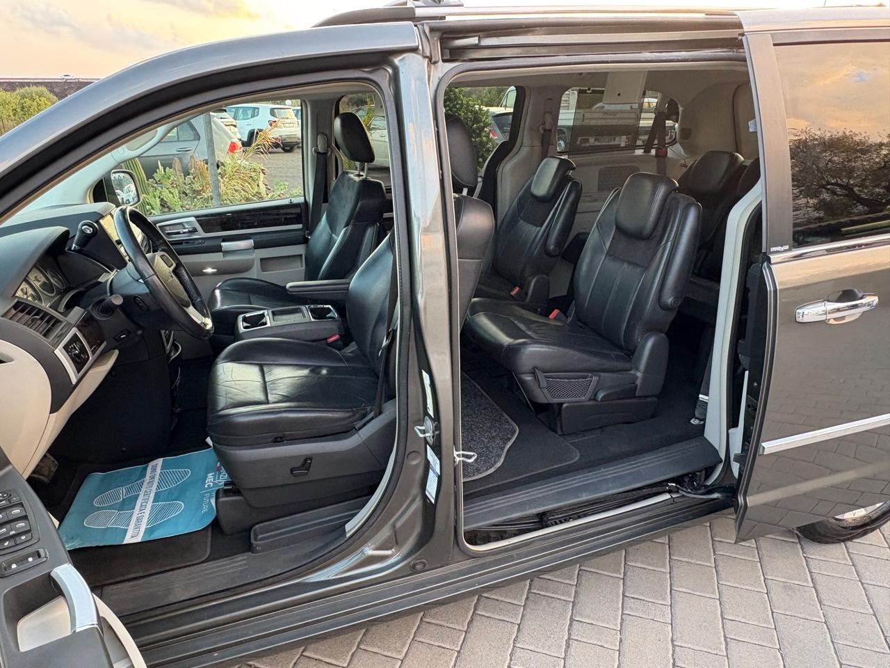 Chrysler Voyager Grand 2.8 CRD DPF Limited