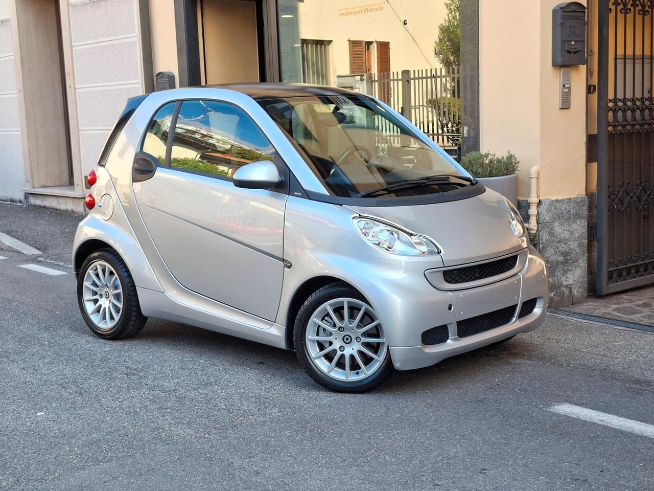 Smart ForTwo 1.0 71cv MHD coupé passion SERVOSTERZO km 57.446