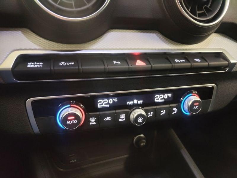 Audi Q2 Q2 35 2.0 tdi Identity Black s-tronic