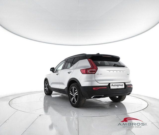 VOLVO XC40 B4 AWD Geartronic R-design