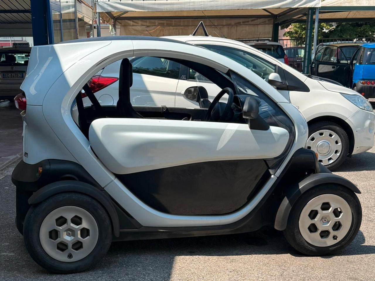 Renault Twizy Elettrica – 2015 – Guidabile con Patente AM