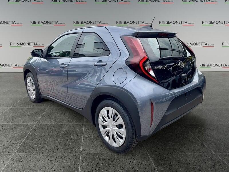 Toyota Aygo X 1.5 hybrid e-cvt - NUOVO