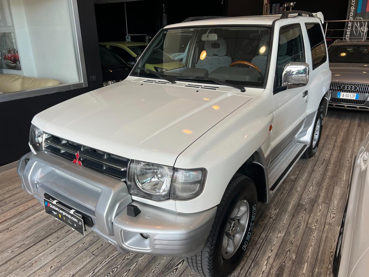 Mitsubishi Pajero 2.5 TDI Metal-top S.S. GLS Target