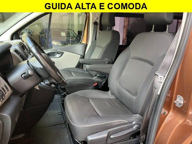 RENAULT Trafic 1.6 dCi 120CV 8 POSTI