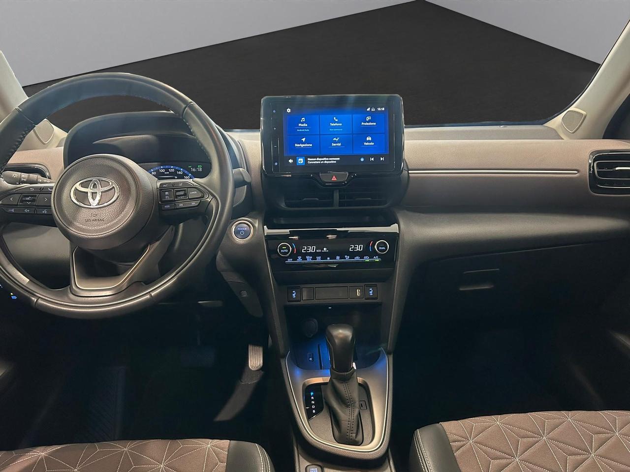 Toyota Yaris Cross 1.5h Lounge fwd 116cv e-cvt