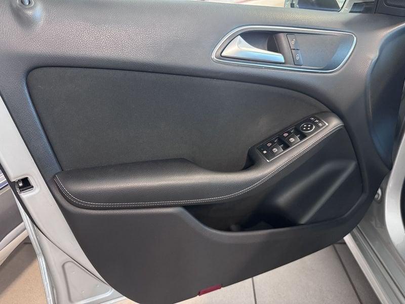 Mercedes-Benz Classe B B 180 d Automatic Sport