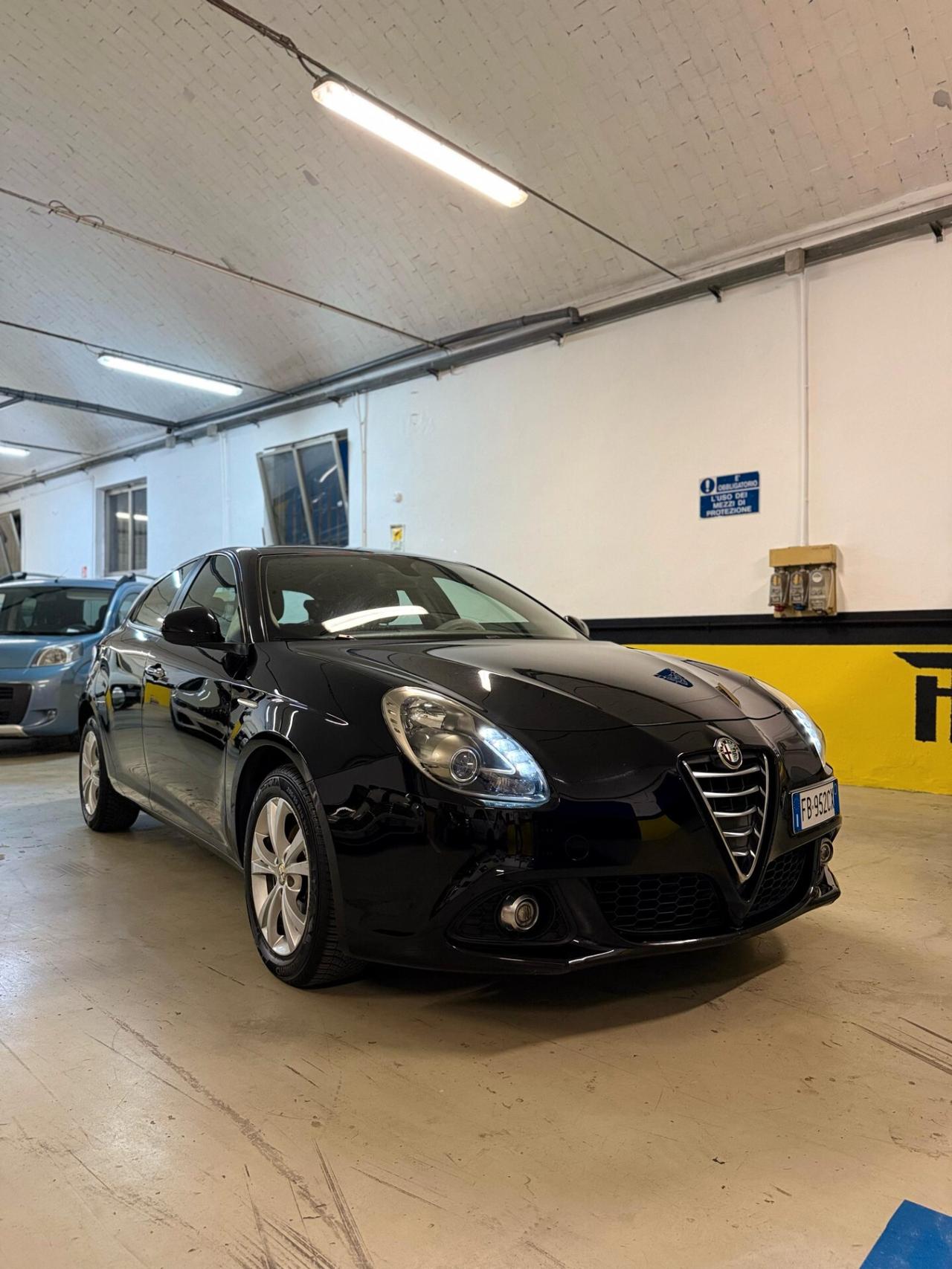 Alfa Romeo Giulietta 1.6 JTDm-2 120 CV Exclusive