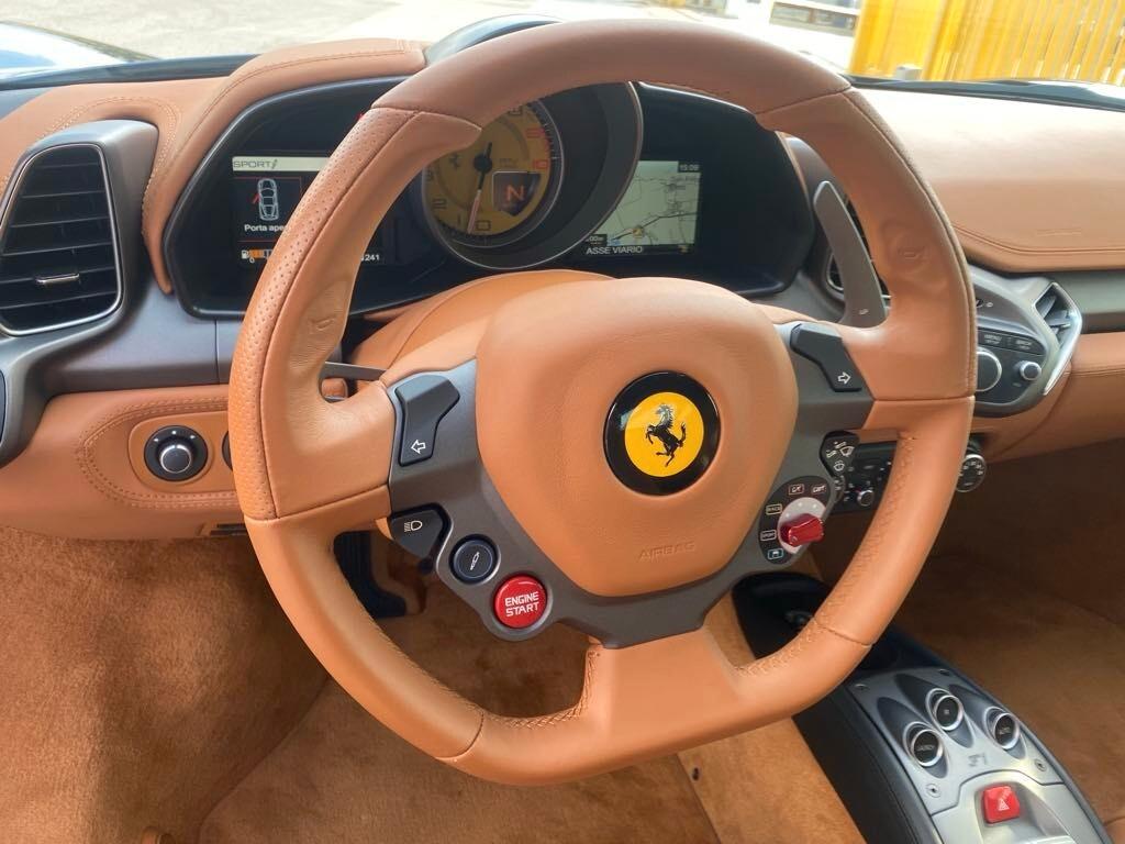 Ferrari 458 Italia DCT