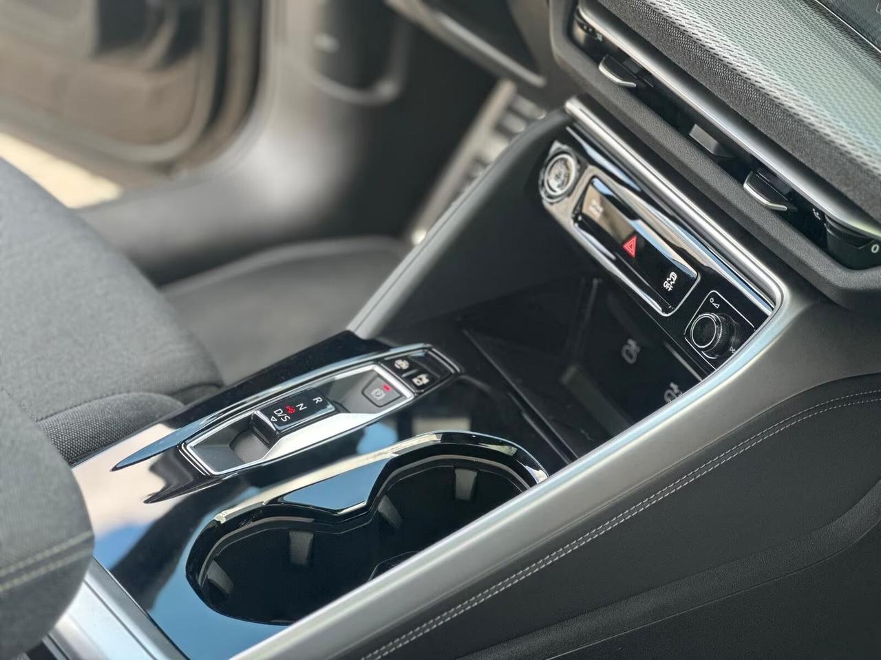 Audi Q5 40 TDI 204 CV quattro S tronic line PRONTA CONSEGNA