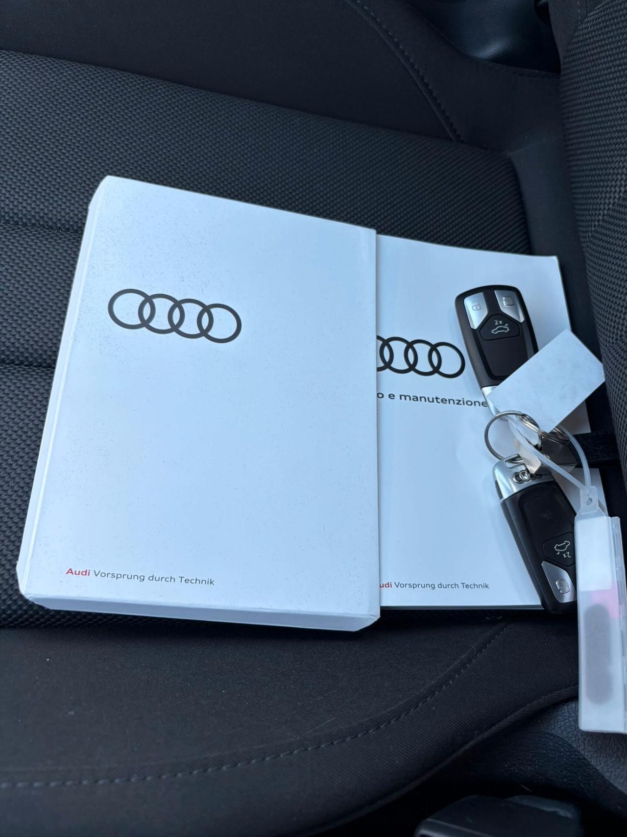 AUDI A4 AVANT 40 TDI QUATTRO S TRONIC S LINE EDITION