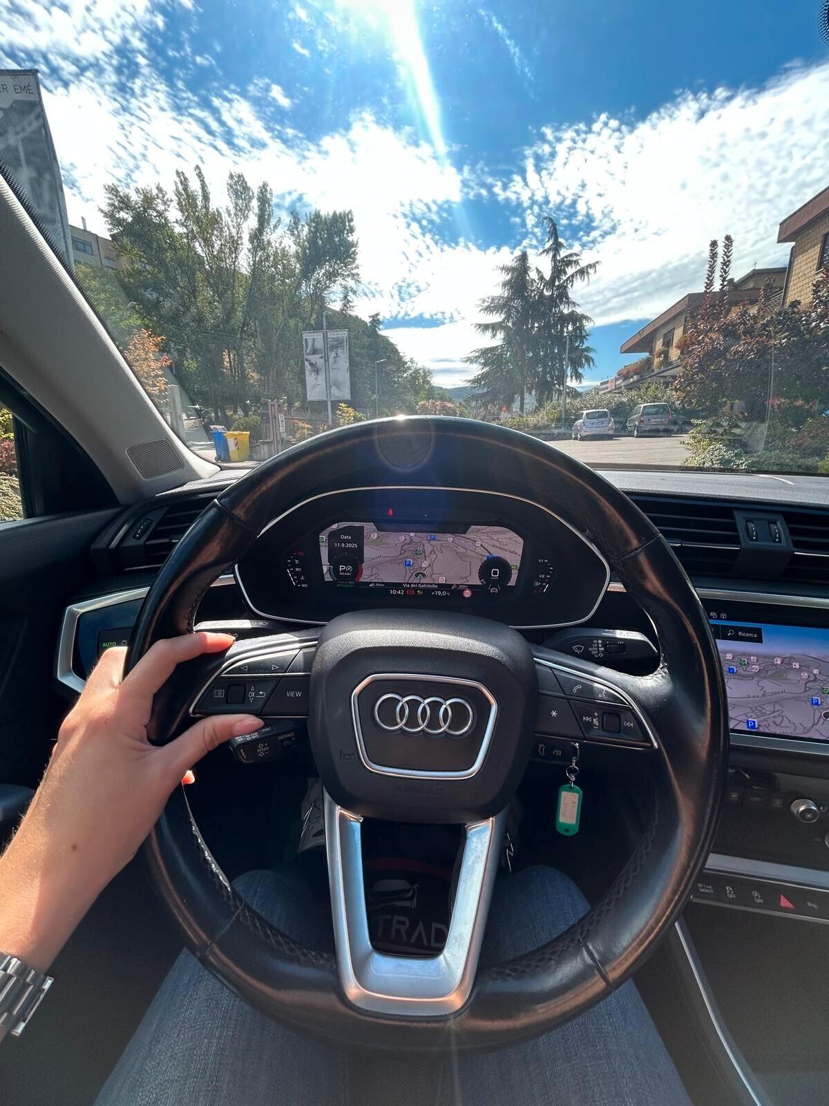 Audi Q3 SPB 35 TDI S tronic Business Plus