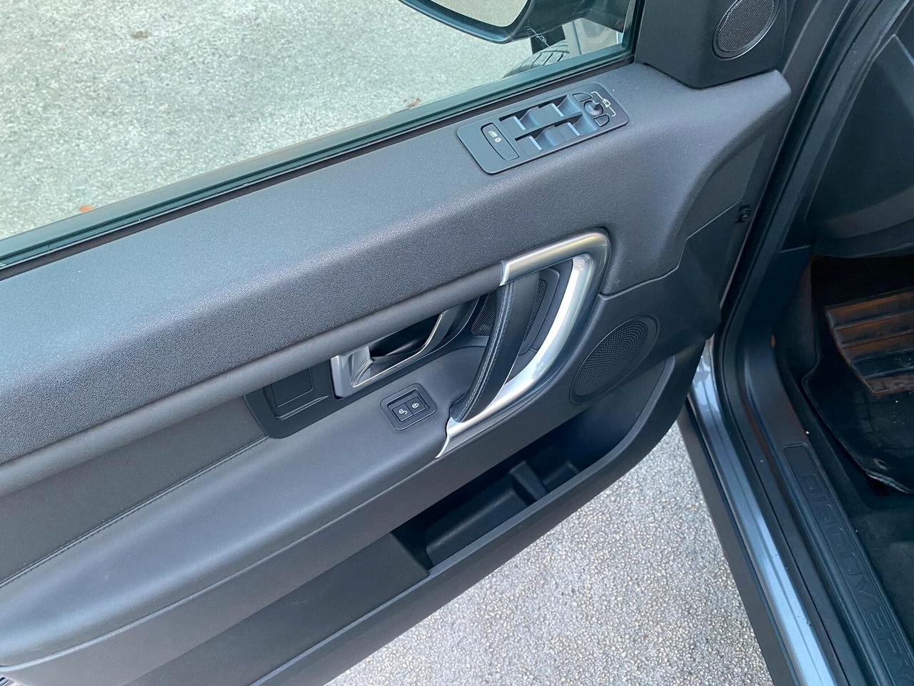 Land Rover Discovery Sport 2.0 TDI 150cv 4x4 full tetto 2017