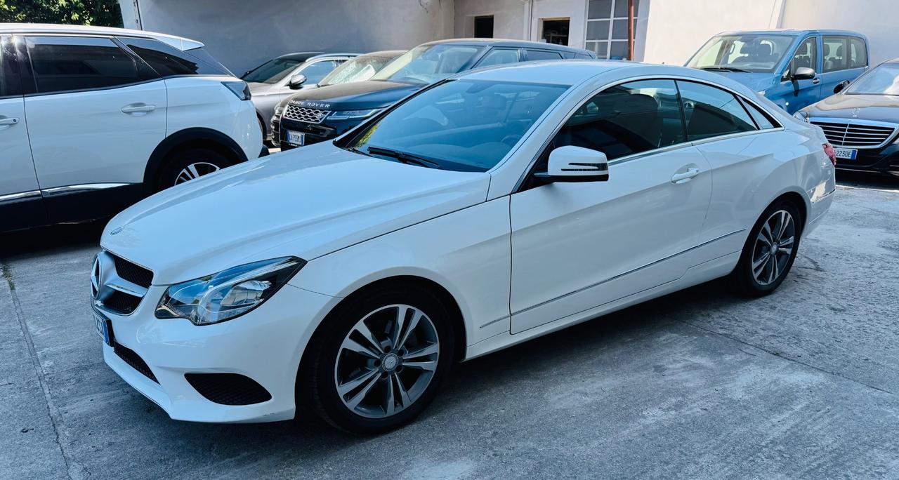 Mercedes-benz E 220 CDI Coupé Premium