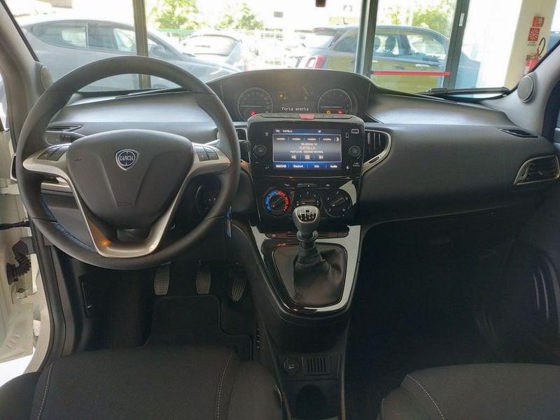 Lancia Ypsilon 1.0 FireFly 5 porte S&S Hybryd Gold KM0