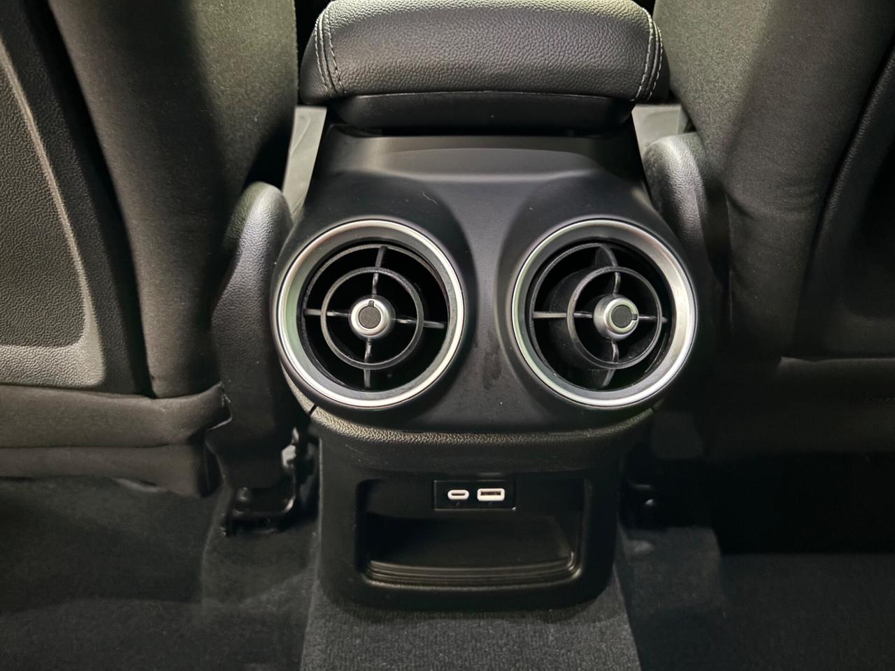 Alfa Romeo Stelvio 2023 2.2 Turbodiesel 190 CV AT8 Q4 Super Business