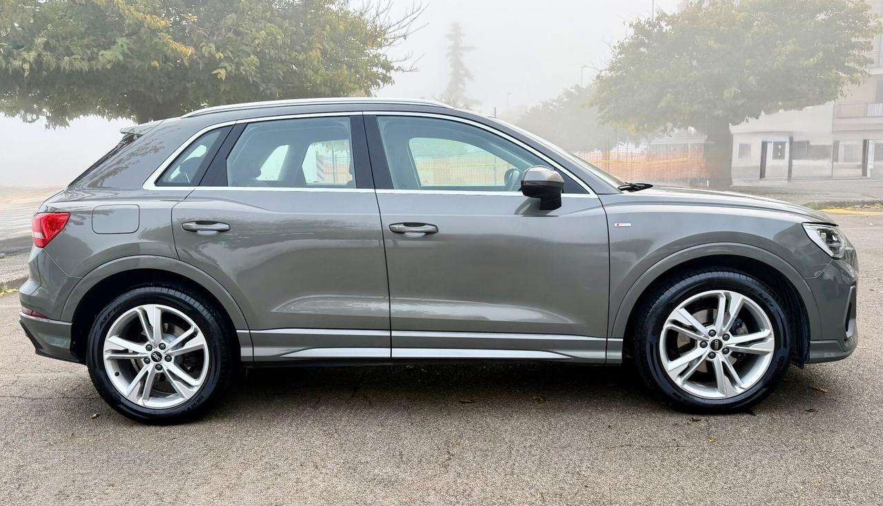 Audi Q3 35 2.0 Tdi 150CV S line STronic