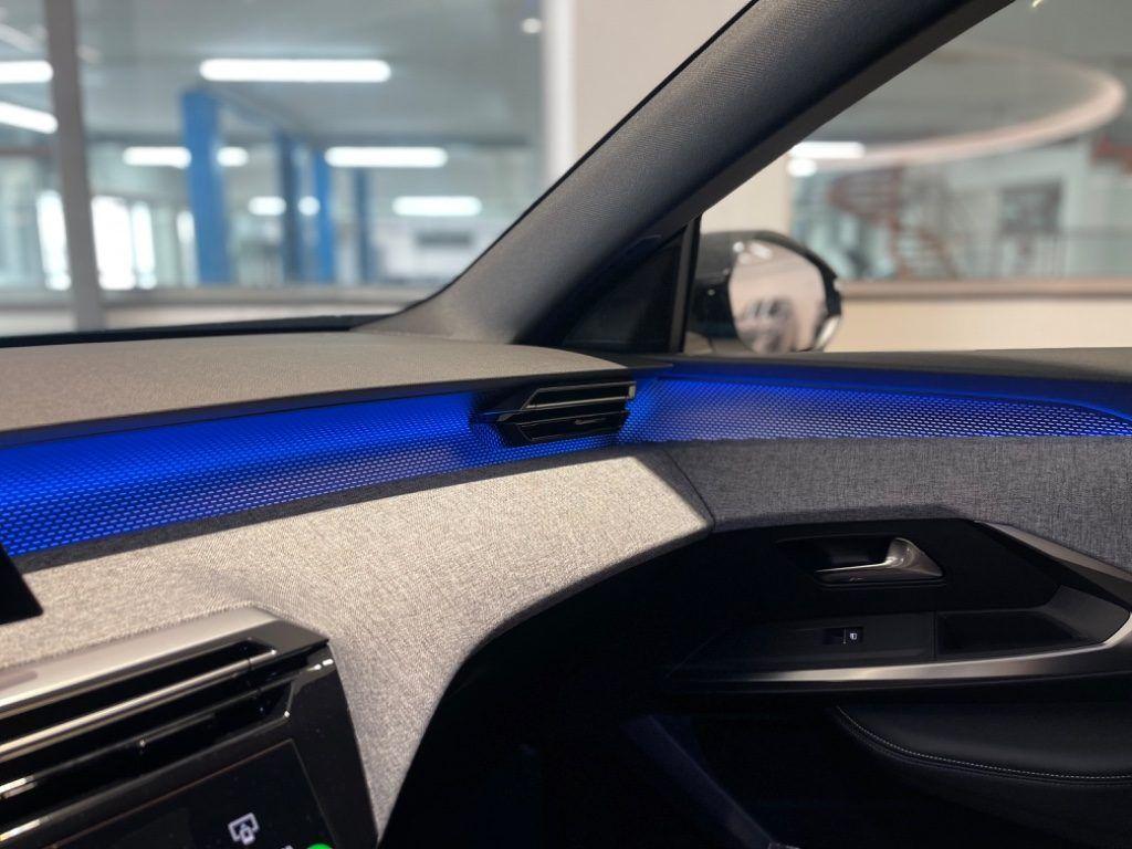 Peugeot 3008 GT Hybrid 145 TURBO A CATENA 8 ANNI DI GARANZIA