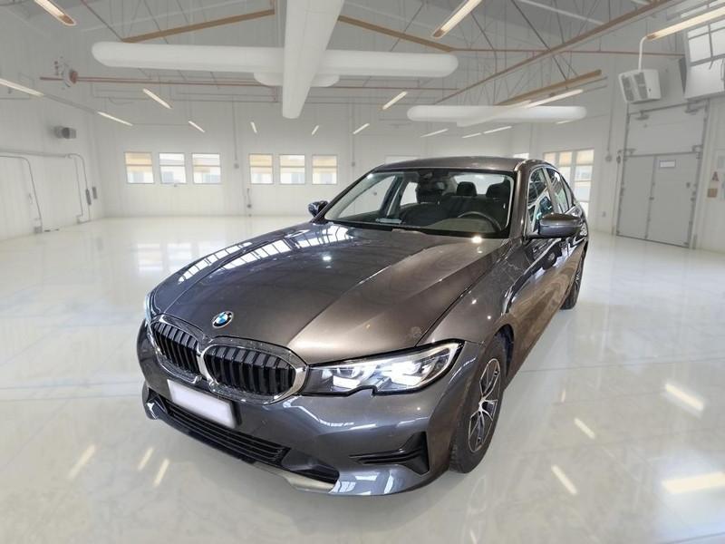 BMW 316 48V Business Advantage autom. 4 PORTE BERLINA
