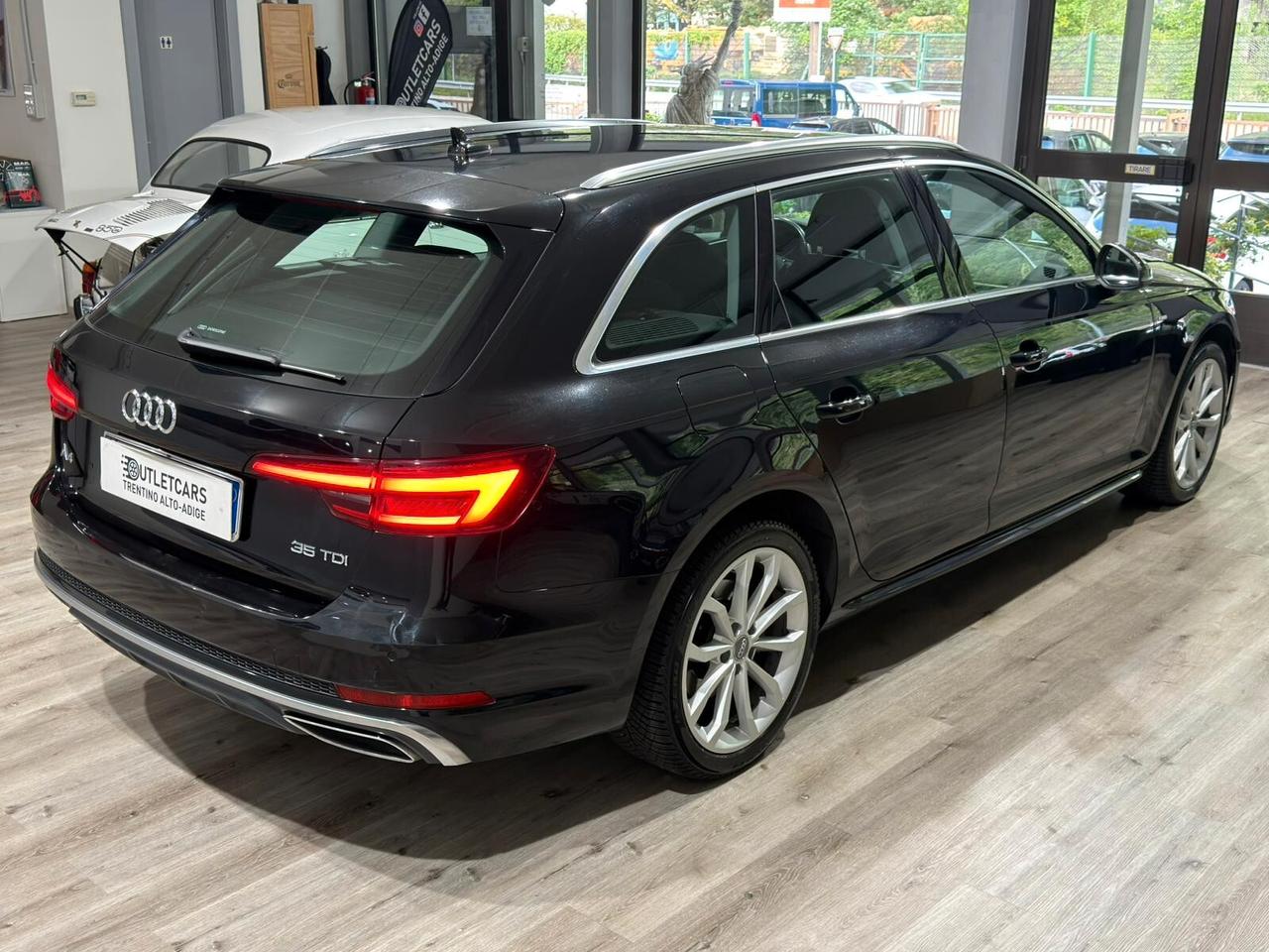 AUDI A4 AVANT 35 2.0TDI 150cv S-TRONIC S-LINE