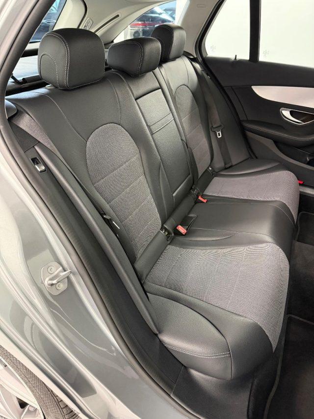 MERCEDES-BENZ C 220 d S.W. Auto Premium AMG