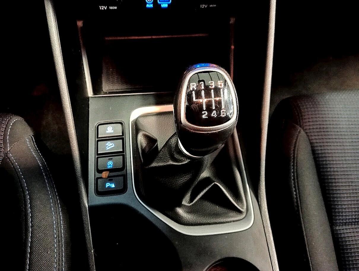 Hyundai TUCSON 1.7 CRDI XPOSSIBLE 19" CAMERA *CAMBIO NUOVO*