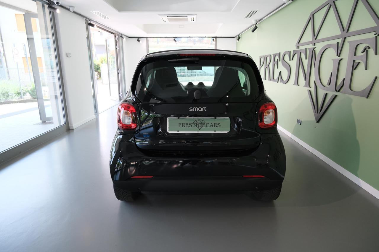 Smart fortwo cabrio Fortwo Cabrio eq Edition One 22kW