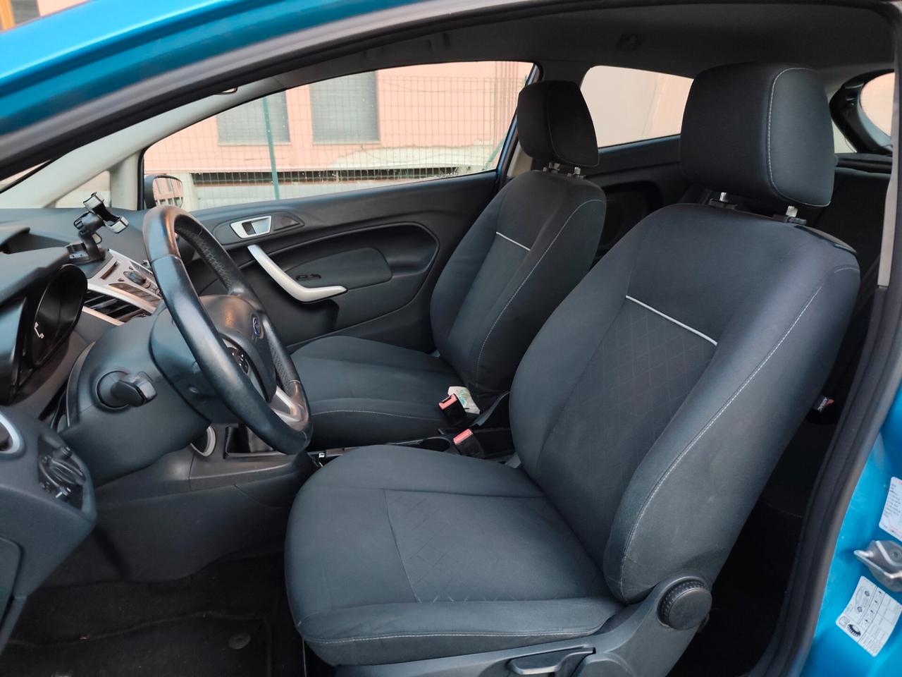 Ford Fiesta 1.2 Benz Titanium euro 5 60CV