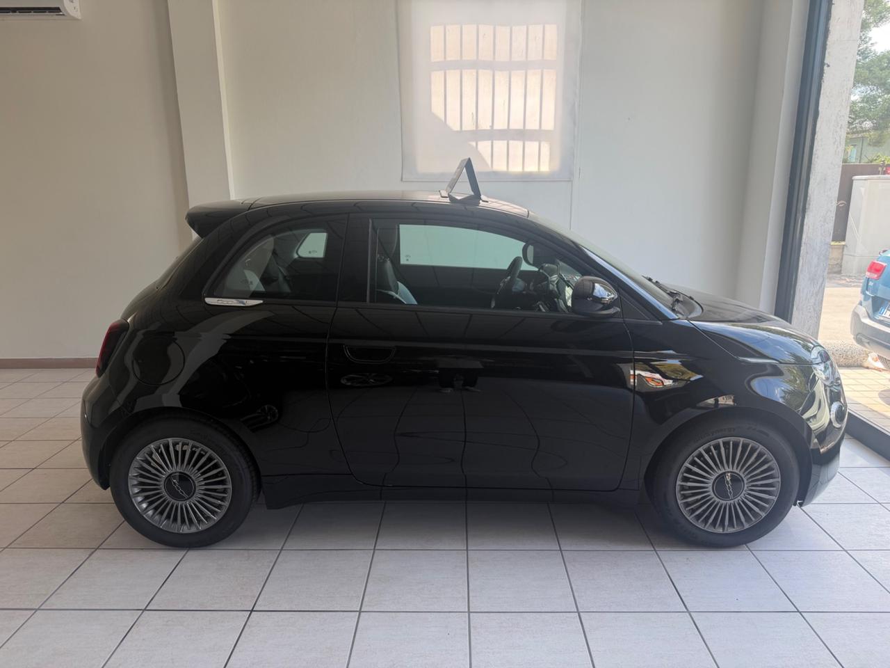 Fiat 500 Berlina Hybrid Torino